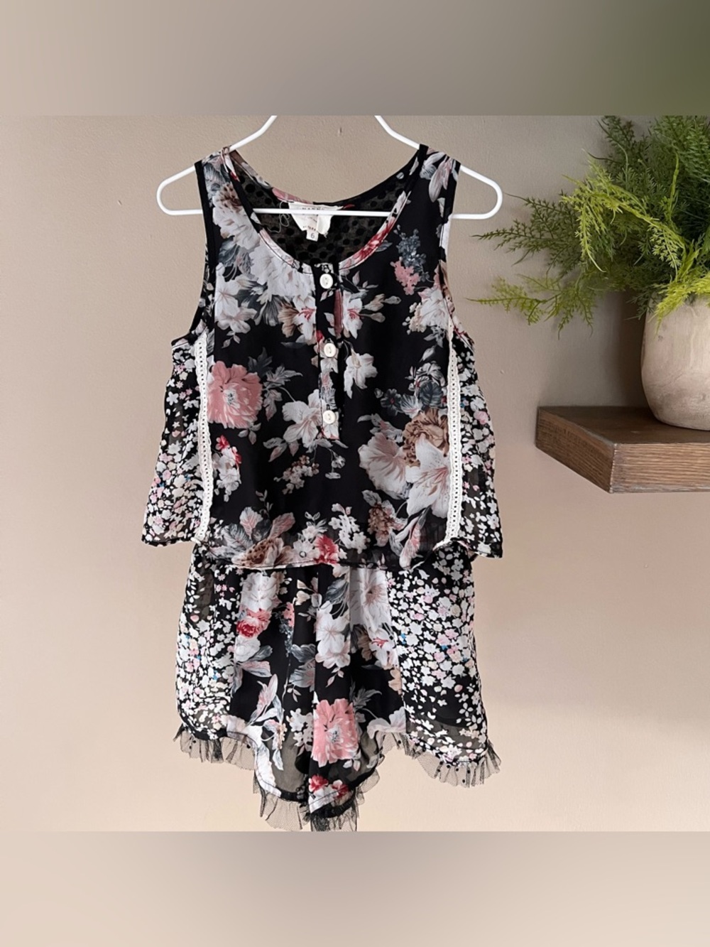 Hannah Banana floral romper